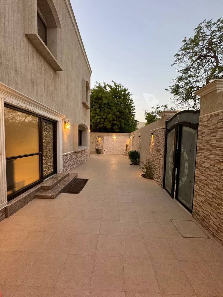 فيلا للبيع في شارع شـــارع الفيحـاء 15 ، حي الدفي ، الجبيل ، الجبيل