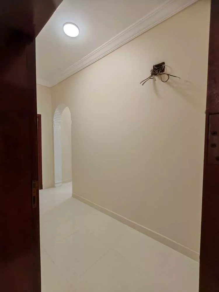شقة للإيجار في شارع علي الزامل, حي الأجاويد, مدينة جدة, منطقة مكة المكرمة صورة 2