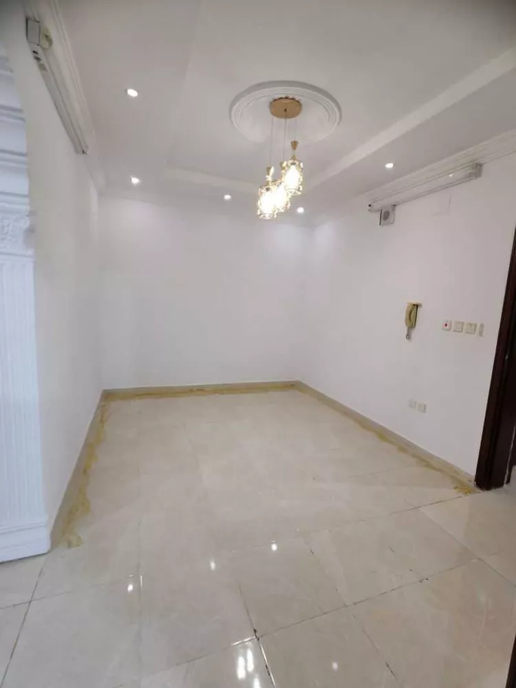 شقة للبيع في شارع أكمل الخطيب, حي مدائن الفهد, مدينة جدة, منطقة مكة المكرمة صورة 2