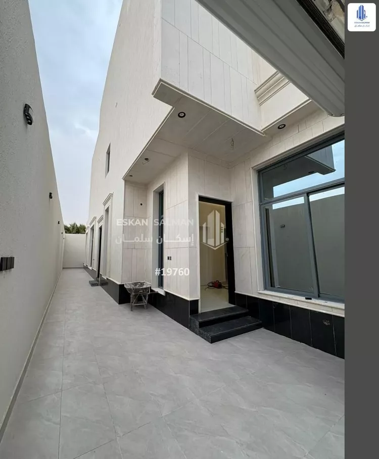 فيلا للبيع في شارع العطارة, حي الجنادرية, مدينة الرياض, منطقة الرياض صورة 2