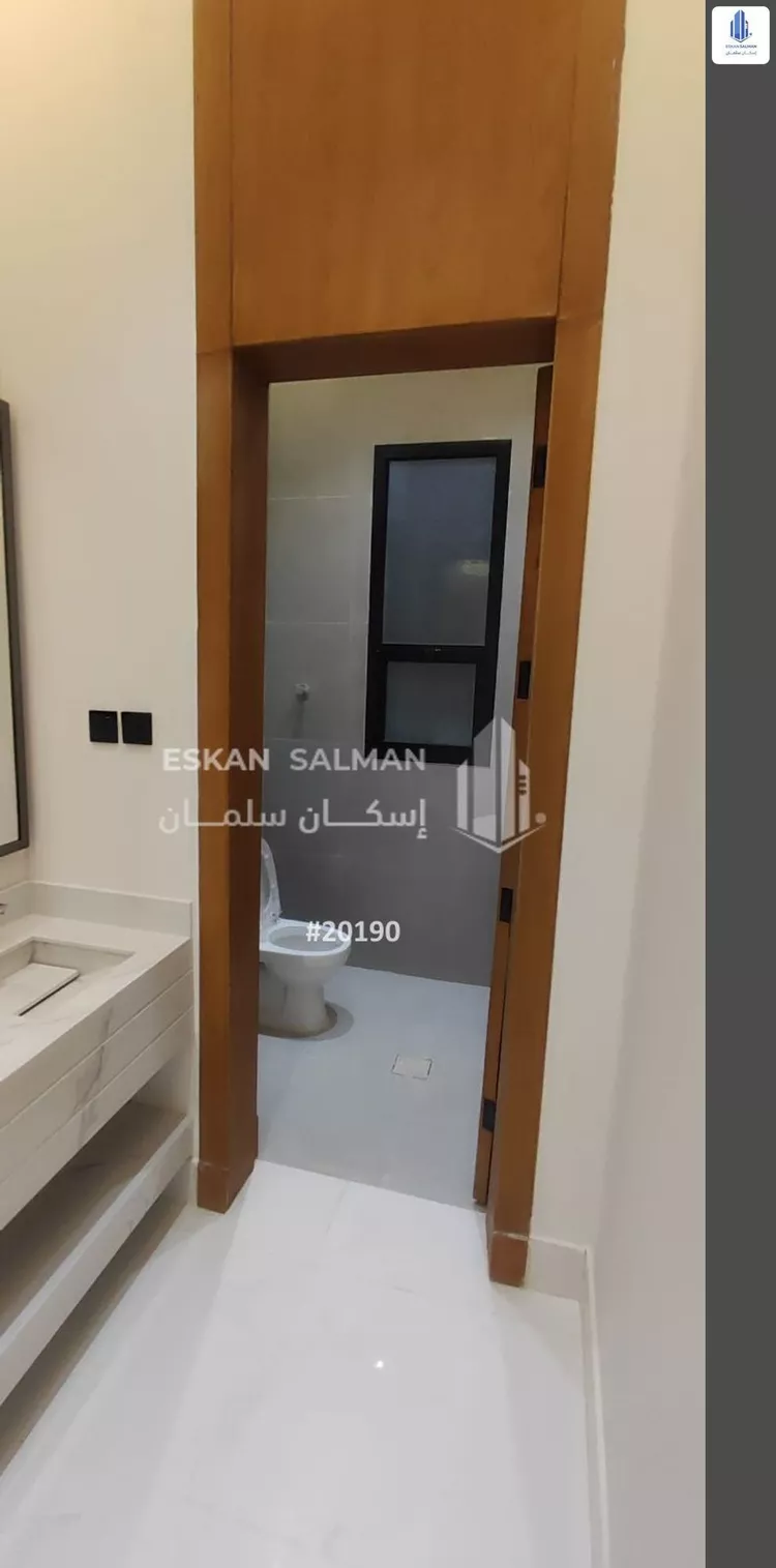 Floor for Sale in Riyadh Al Janadriyah صورة 5