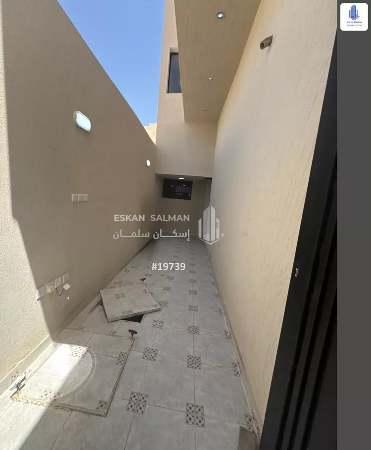 دور للبيع في شارع رقم 1, حي الندوة, مدينة الرياض, منطقة الرياض صورة 2