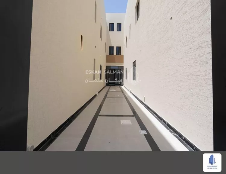 شقة للبيع في شارع القريات, حي الصواري, مدينة الخبر, المنطقة الشرقية صورة 2