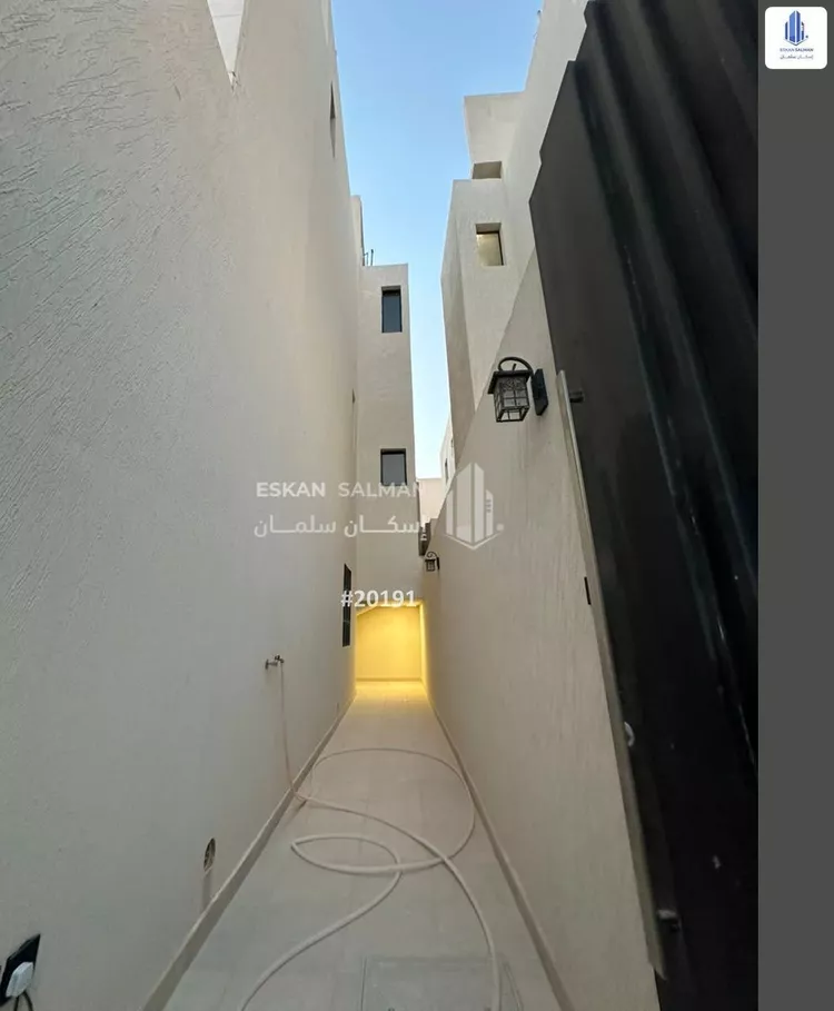 دور للبيع في شارع وادي مليان, حي الجنادرية, مدينة الرياض, منطقة الرياض صورة 2