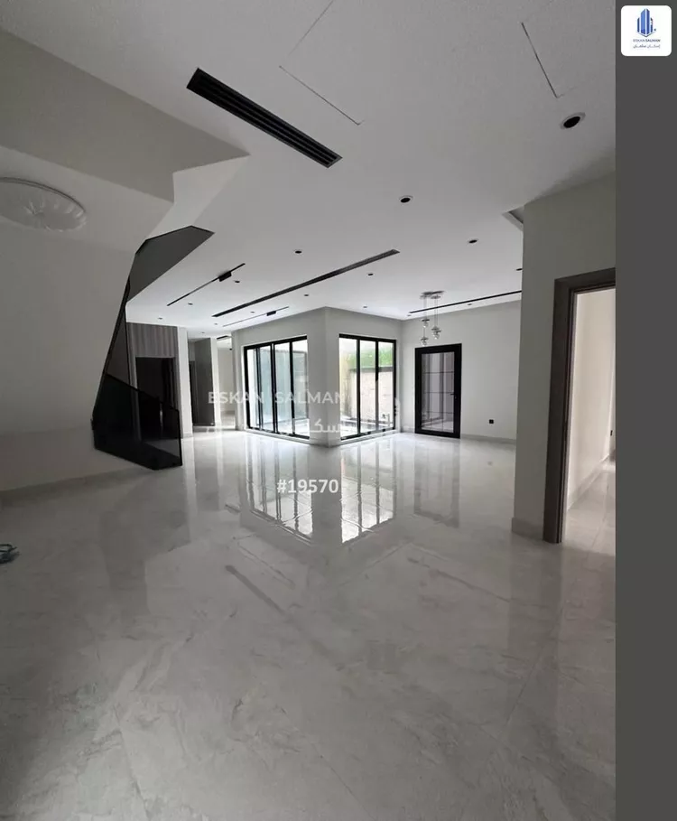 Villa for Sale in Dammam Ash Shulah صورة 4