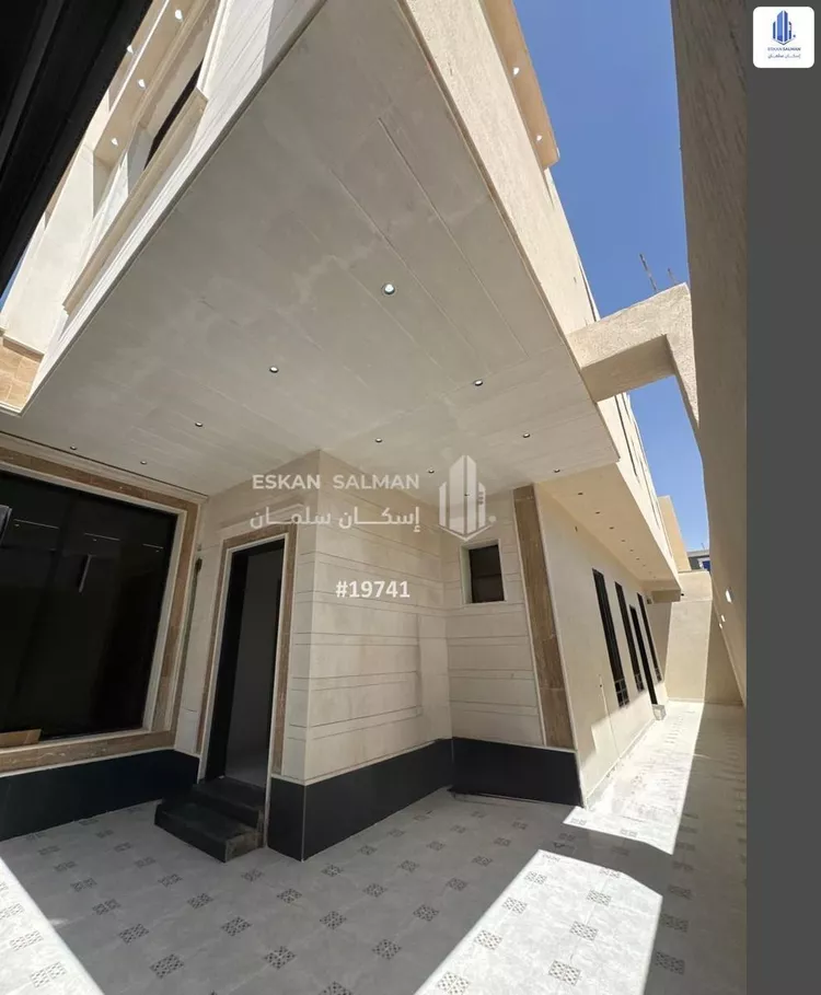 دور للبيع في شارع رقم 1, حي الندوة, مدينة الرياض, منطقة الرياض صورة 2
