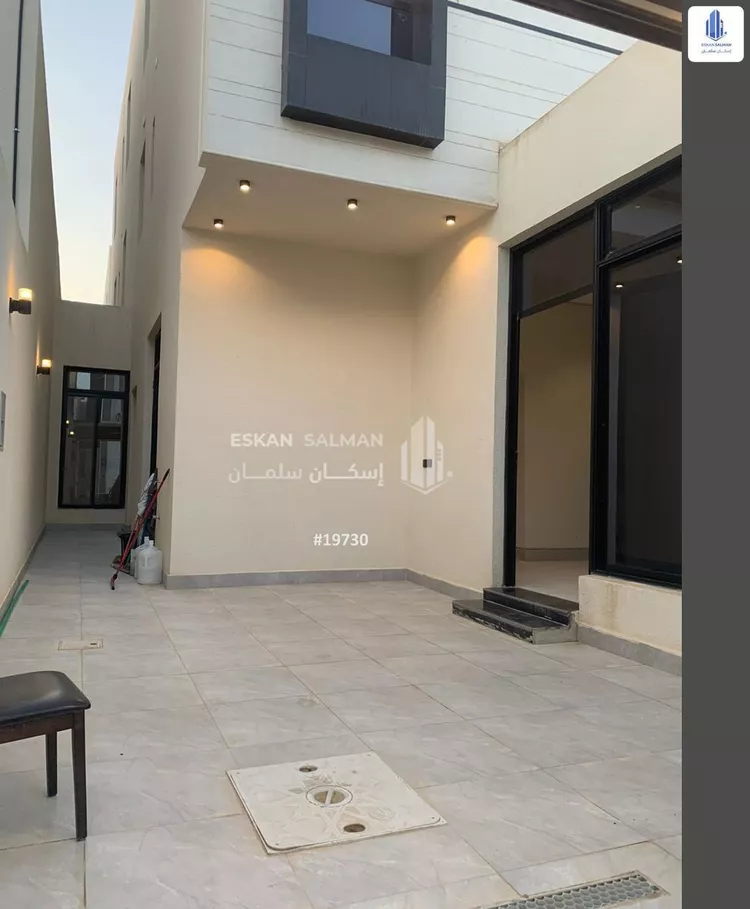 دور للبيع في شارع غياث بن فارس, حي الرمال, مدينة الرياض, منطقة الرياض صورة 3