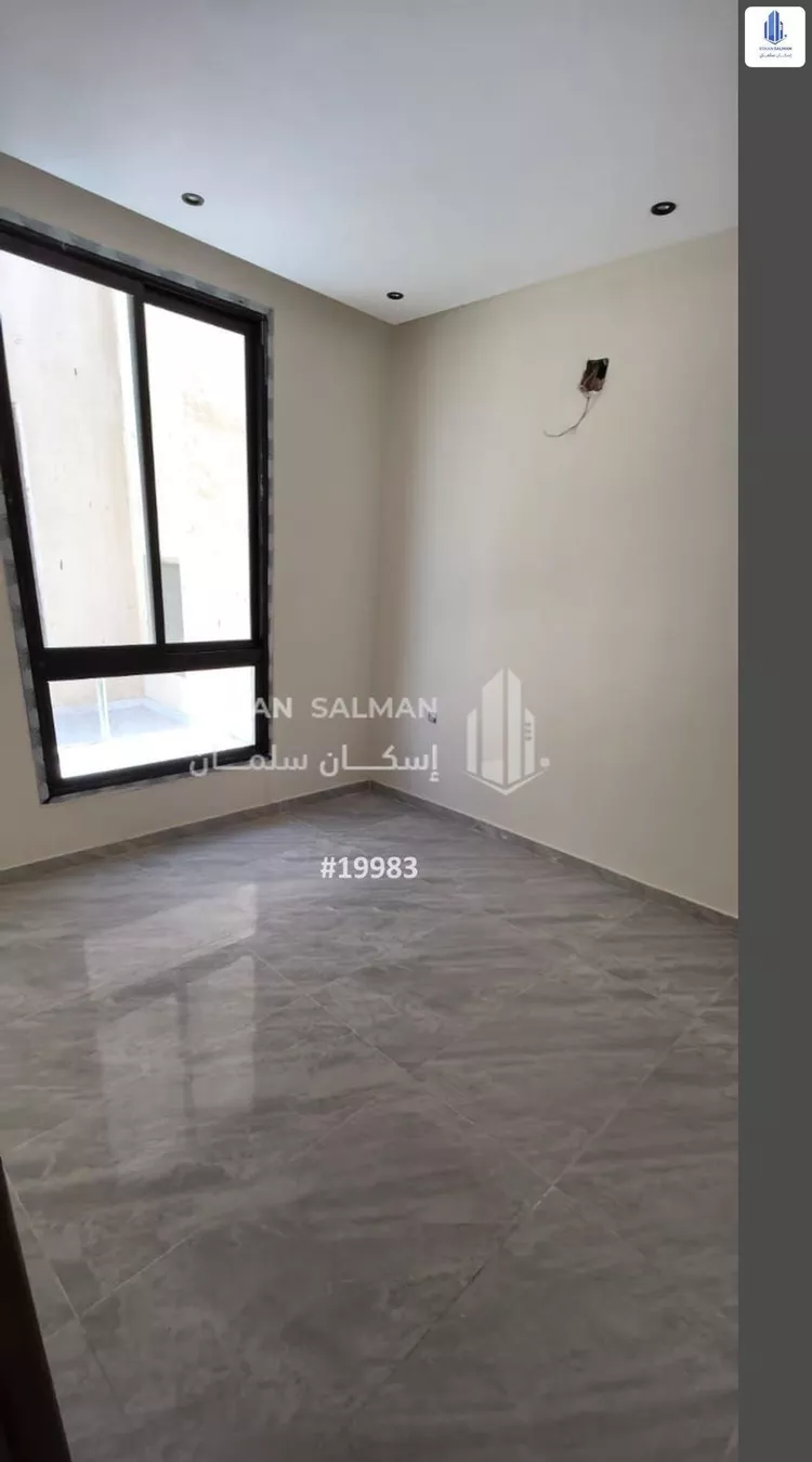 Floor for Sale in Riyadh Ash Sharq 9