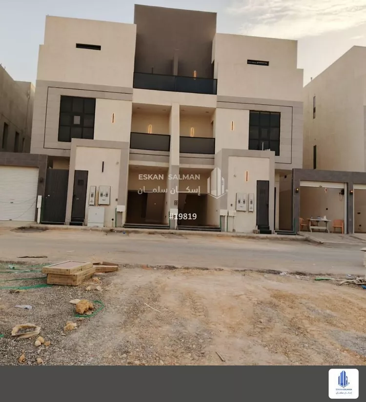 دور للبيع في شارع خريص, حي الجنادرية, مدينة الرياض, منطقة الرياض