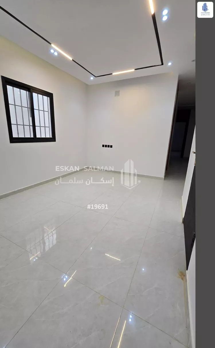 Floor for Sale in Riyadh Al Janadriyah صورة 2