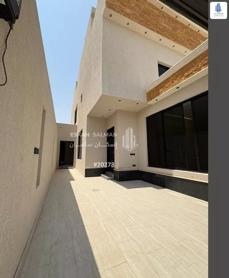 فيلا للبيع في شارع عبدالله بن حبان, حي الرمال, مدينة الرياض, منطقة الرياض صورة 2