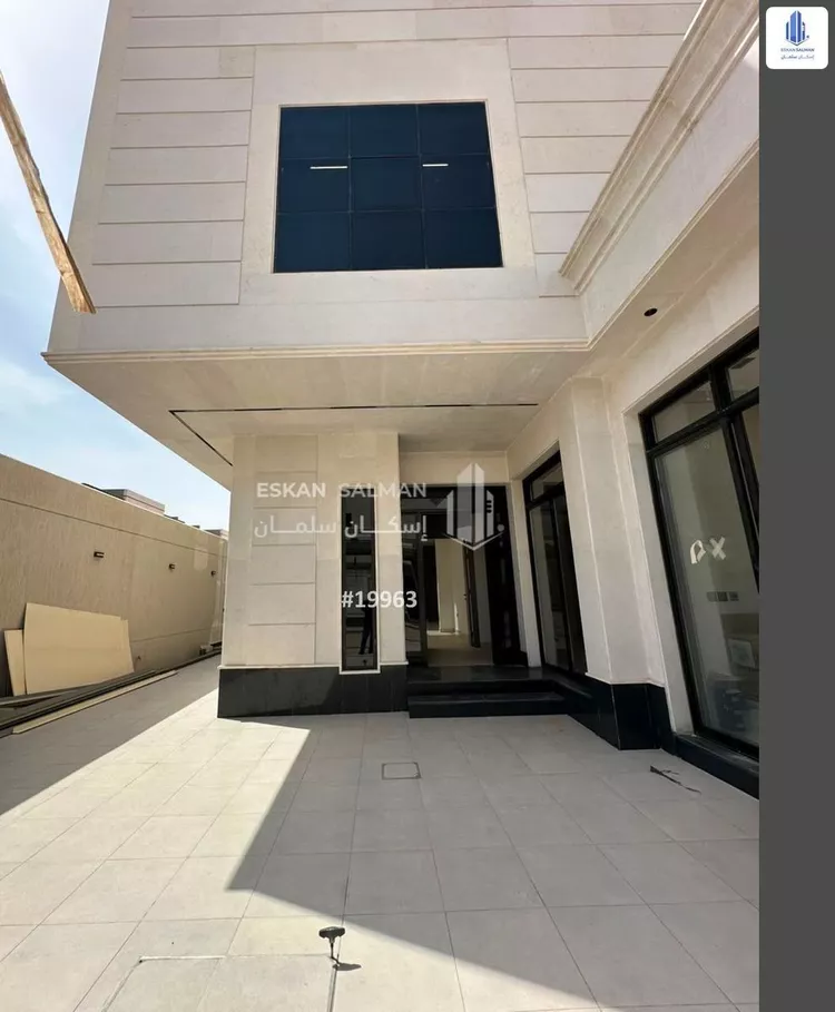 فيلا للبيع في شارع أمين الريحاني, حي المعيزيلة, مدينة الرياض, منطقة الرياض صورة 3