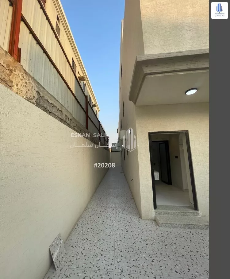 فيلا للبيع في شارع الهيثم بن جميل, حي بدر, مدينة الدمام, المنطقة الشرقية صورة 2