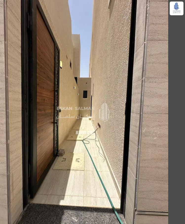 دور للبيع في شارع جبل الغمر, حي النظيم, مدينة الرياض, منطقة الرياض صورة 2