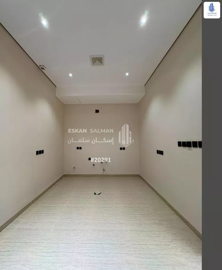 دور للبيع في شارع ابن الوراق, حي الرمال, مدينة الرياض, منطقة الرياض صورة 5