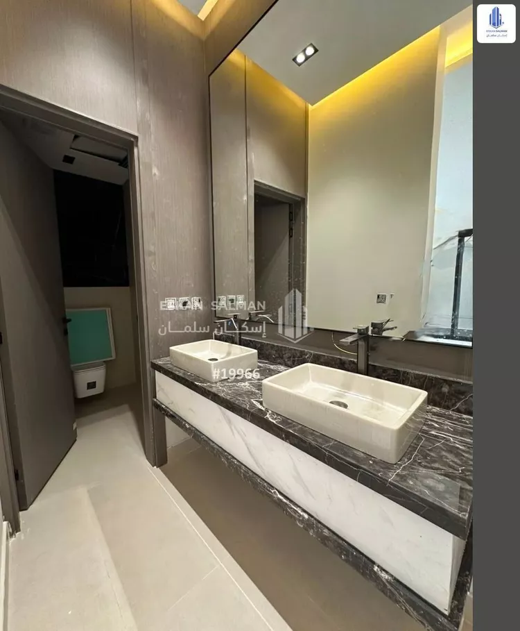 Floor for Sale in Riyadh Al Maizilah صورة 3