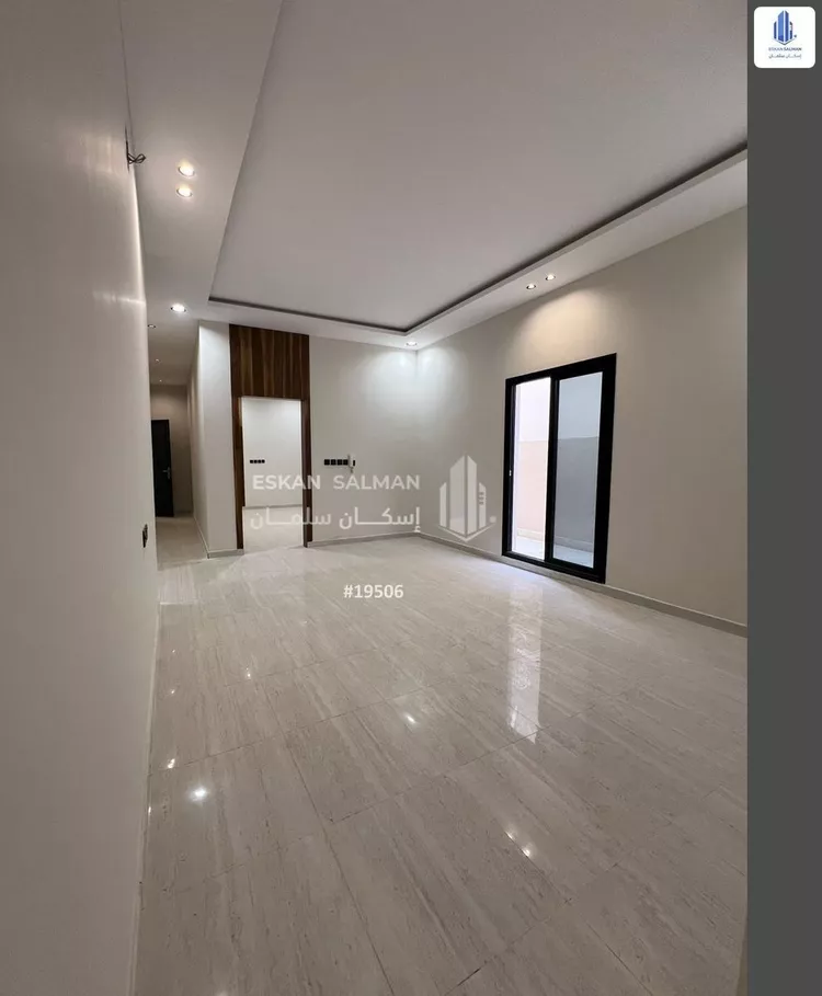Floor for Sale in Riyadh Al Qadisiyah صورة 3