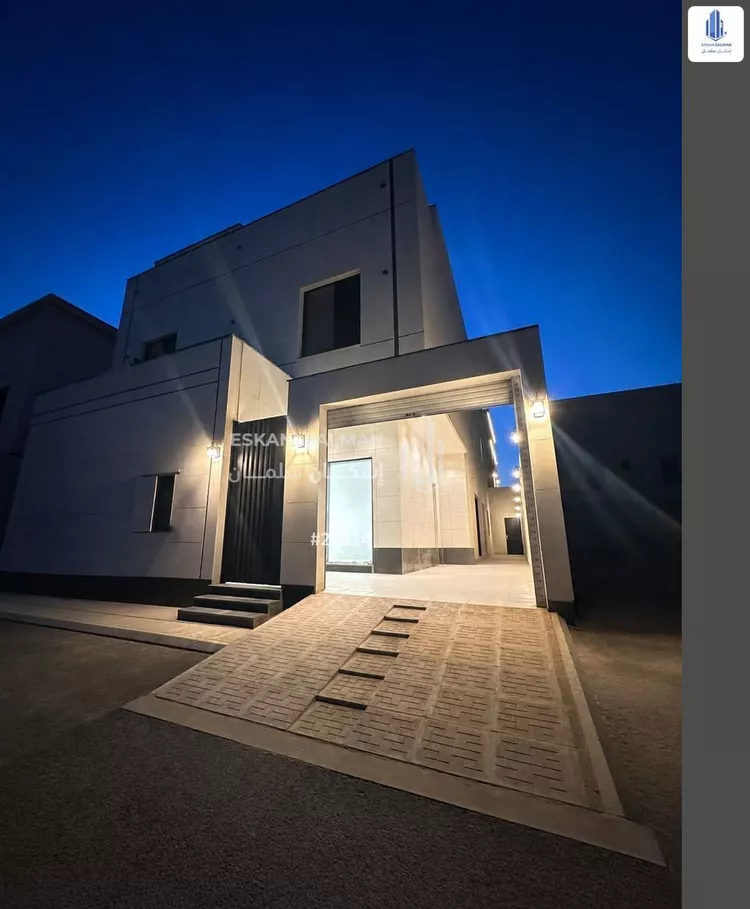 Floor for Sale in Riyadh Al Janadriyah