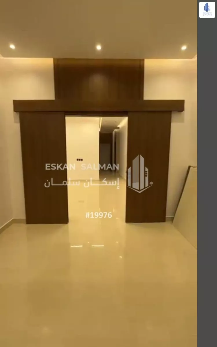 دور للبيع في شارع الحارث بن عبدالرحمن, حي عكاظ, مدينة الرياض, منطقة الرياض صورة 2
