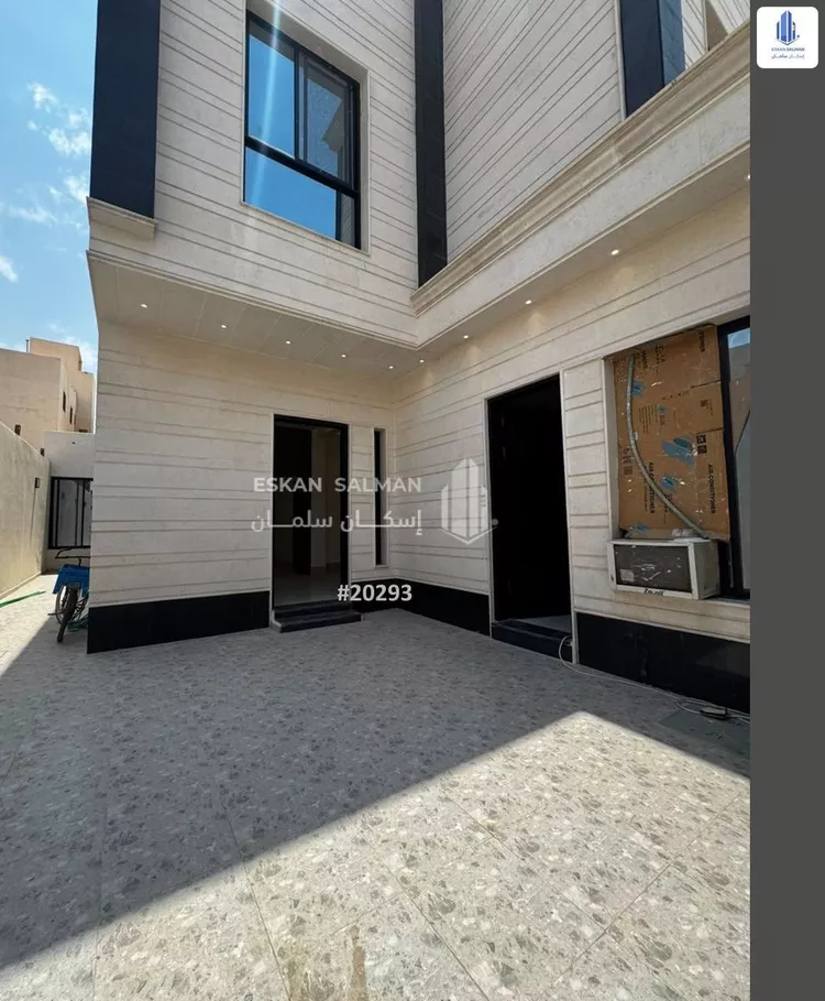 Floor for Sale in Riyadh Al Maizilah صورة 2