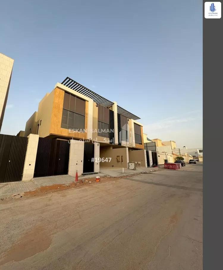 دور للبيع في شارع صالح بن أحمد الحلبي, حي غرناطة, مدينة الرياض, منطقة الرياض صورة 2