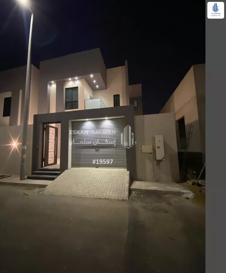 فيلا للبيع في شارع الرودكي, حي الروضة, مدينة جازان, منطقة جازان