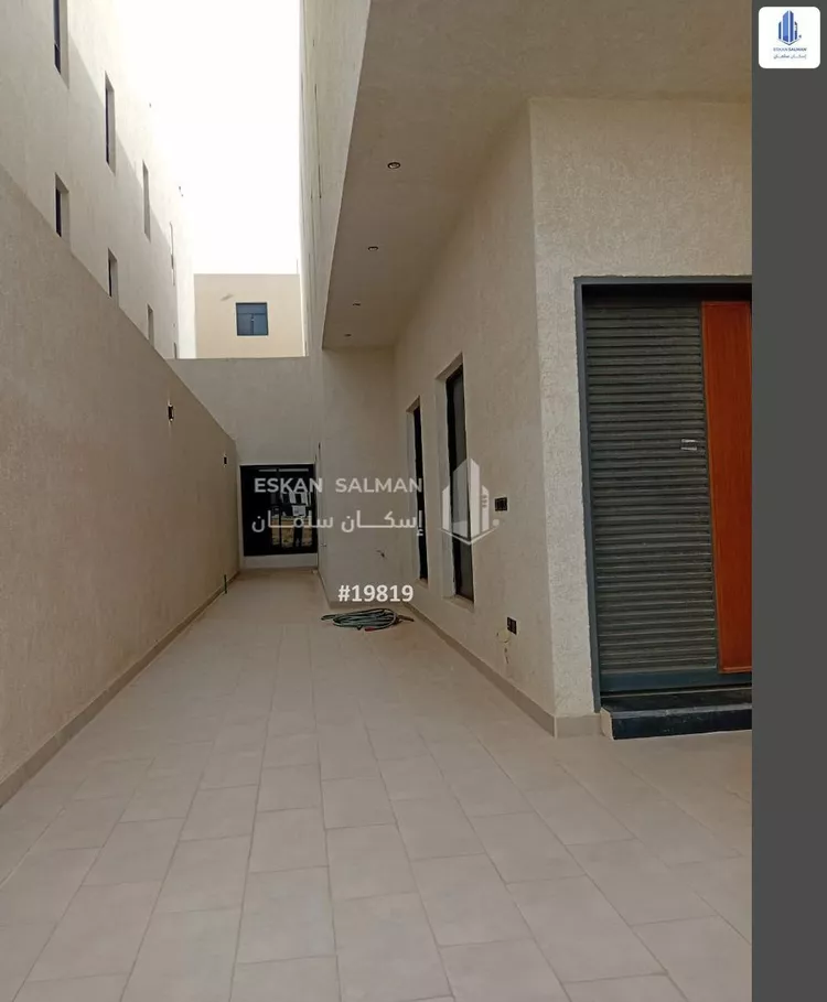 دور للبيع في شارع خريص, حي الجنادرية, مدينة الرياض, منطقة الرياض صورة 2