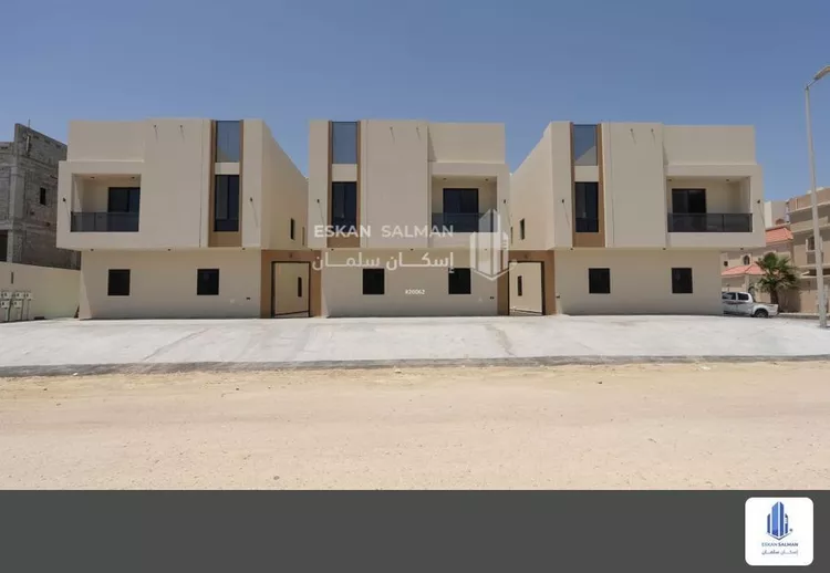 شقة للبيع في شارع القريات, حي الصواري, مدينة الخبر, المنطقة الشرقية 1 صورة