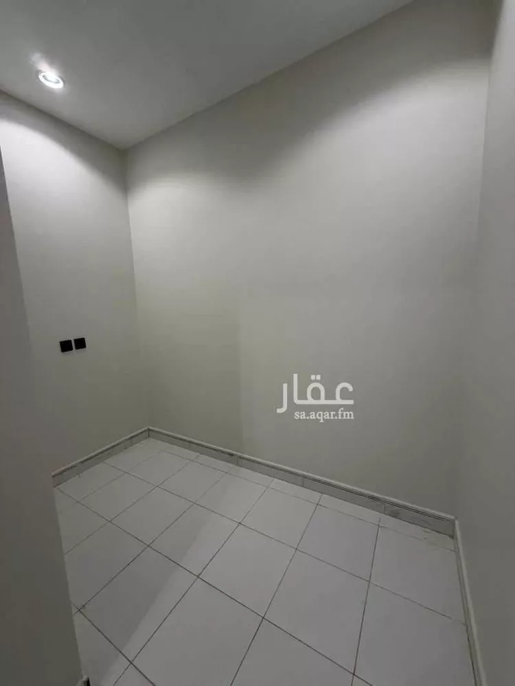 دور للإيجار في شارع الزمخشري ، حي عكاظ ، الرياض ، منطقة الرياض صورة 3