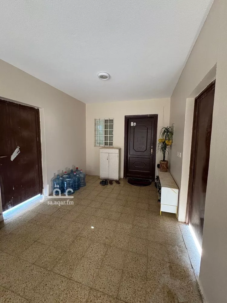 عمارة للبيع في شارع ابي بكر الصديق الفرعي, حي المرسلات, مدينة الرياض, منطقة الرياض صورة 5
