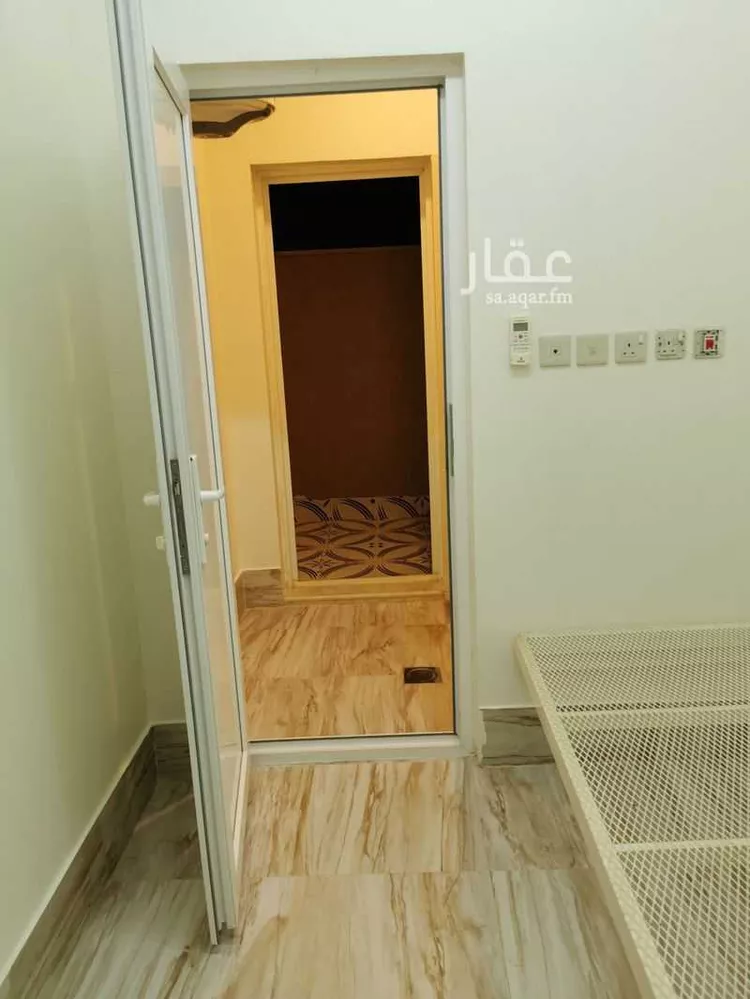 شقة للإيجار في شارع صالح الانصاري, حي الروضة, مدينة الرياض, منطقة الرياض صورة 3