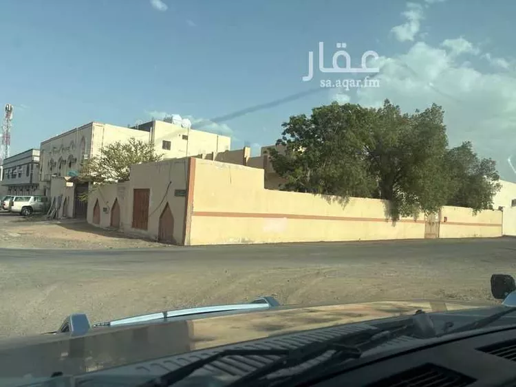 دور للبيع في شارع عبدالرحمن ابن عمرو ابن معاد ، حي العزيزية ، المدينة المنورة ، منطقة المدينة المنورة صورة 3