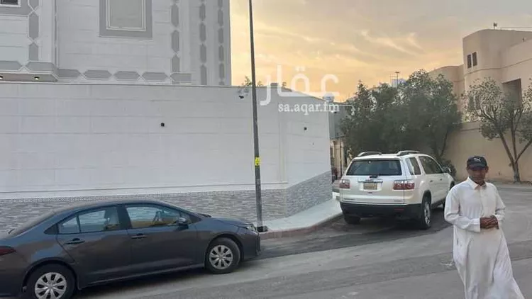 فيلا للبيع في شارع عيسى القيسي, حي الربوة, مدينة الرياض, منطقة الرياض صورة 5