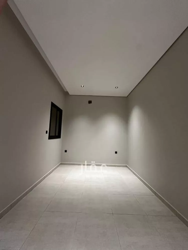 دور للبيع في شارع الفرسان, حي عكاظ, مدينة الرياض, منطقة الرياض صورة 3