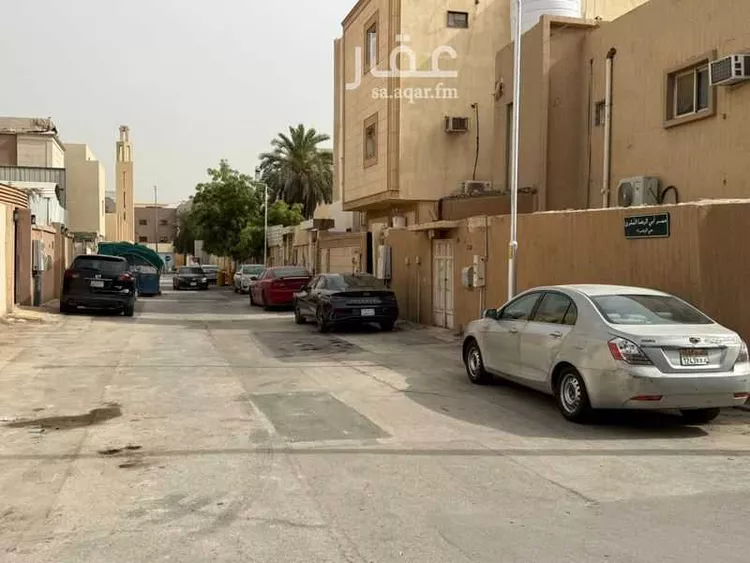 فيلا للبيع في شارع ابن هبيرة, حي الزهراء, مدينة الرياض, منطقة الرياض صورة 3