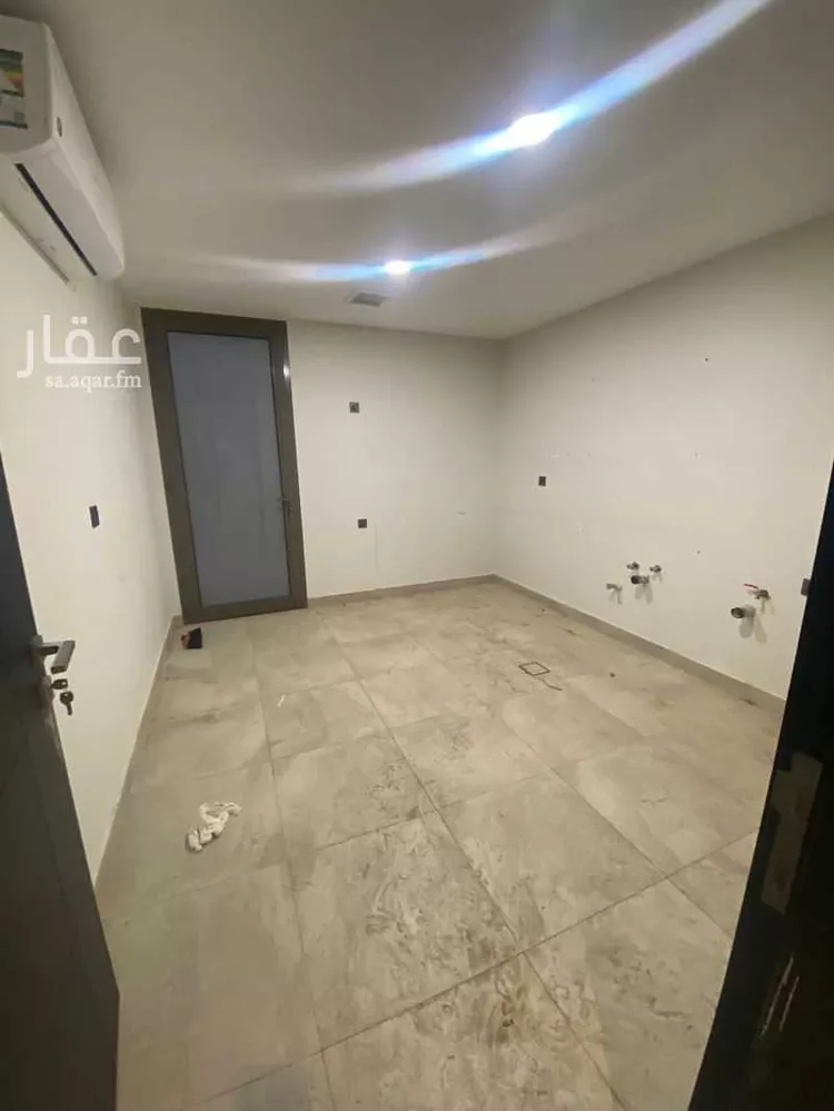 فيلا للإيجار في شارع عباس الجوهري, حي عكاظ, مدينة الرياض, منطقة الرياض صورة 5