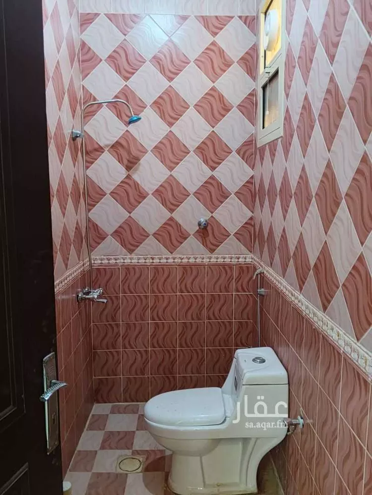 دور للإيجار في شارع الحاجر ، حي عريض ، الرياض ، منطقة الرياض صورة 5