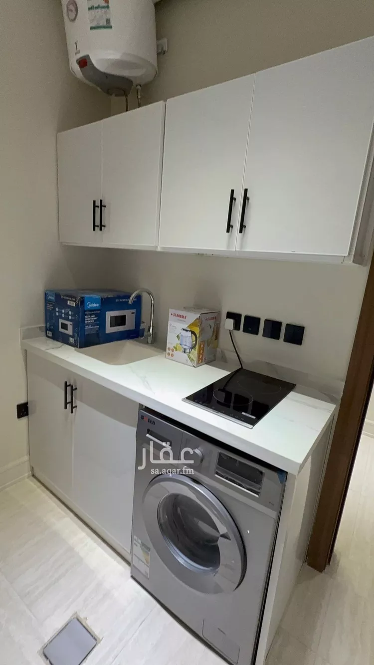 شقة للإيجار في شارع جبل الزيتون, حي النخيل, مدينة الرياض, منطقة الرياض صورة 4