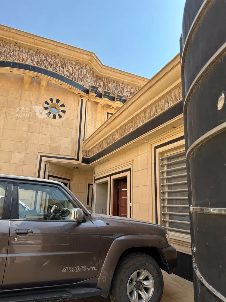 فيلا للبيع في شارع وادي حوران, حي القادسية, مدينة الرياض, منطقة الرياض 2