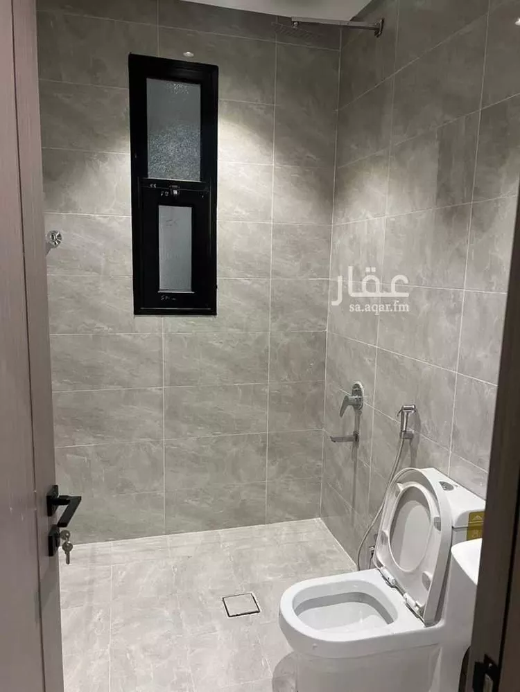 شقة للبيع في شارع العطايف, حي الحمراء, مدينة الخبر, المنطقة الشرقية 7