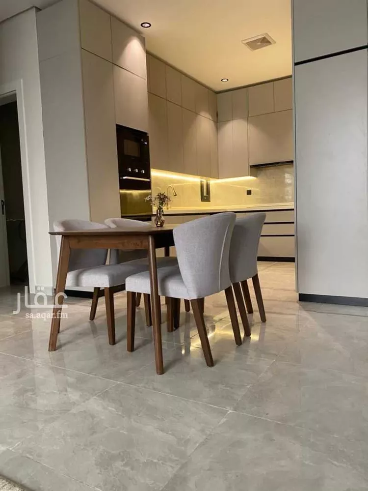 شقة للإيجار في شارع أم القرى, حي الحمراء, مدينة الخبر, المنطقة الشرقية