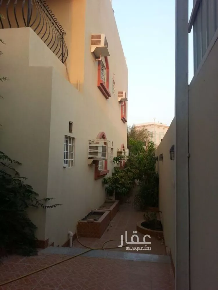 فيلا للبيع في شارع طاهر العمراني, حي أبحر الجنوبية, مدينة جدة, منطقة مكة المكرمة صورة 5