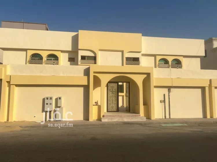 فيلا للبيع في شارع ابو الحسن بن الجوزي, حي بدر, مدينة الدمام, المنطقة الشرقية