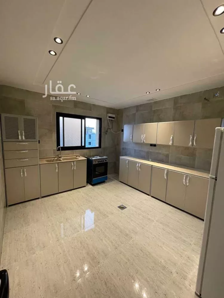 شقة للإيجار في شارع العطايف, حي الحمراء, مدينة الخبر, المنطقة الشرقية صورة 5