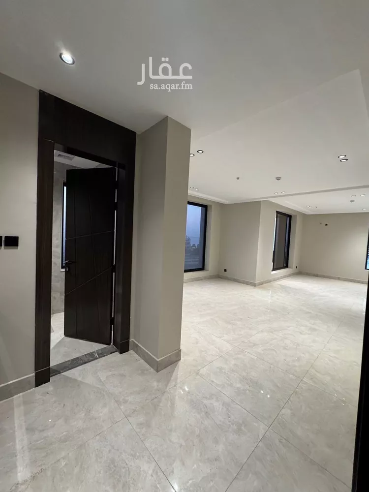 شقة للبيع في شارع الملك عبد الله, حي الشاطئ الغربي, مدينة الدمام, المنطقة الشرقية صورة 5