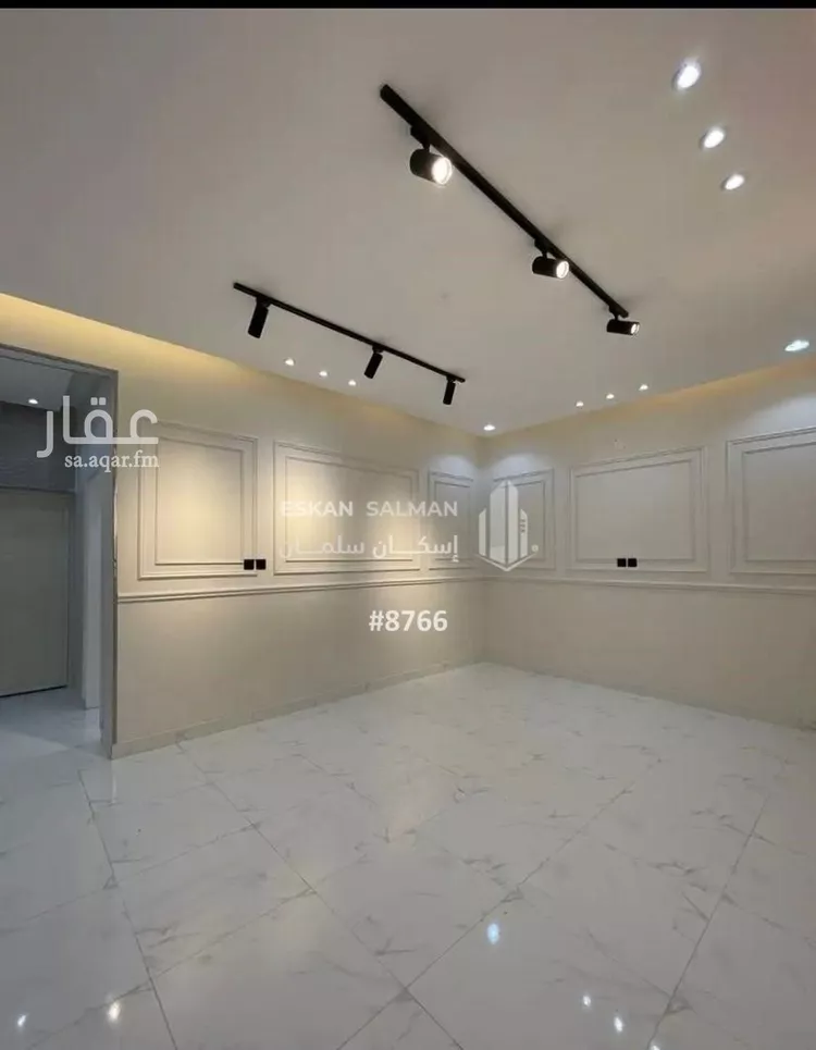 دور للبيع في شارع الخوارم, حي الحيلة الغربي, مدينة محائل, منطقة عسير صورة 3