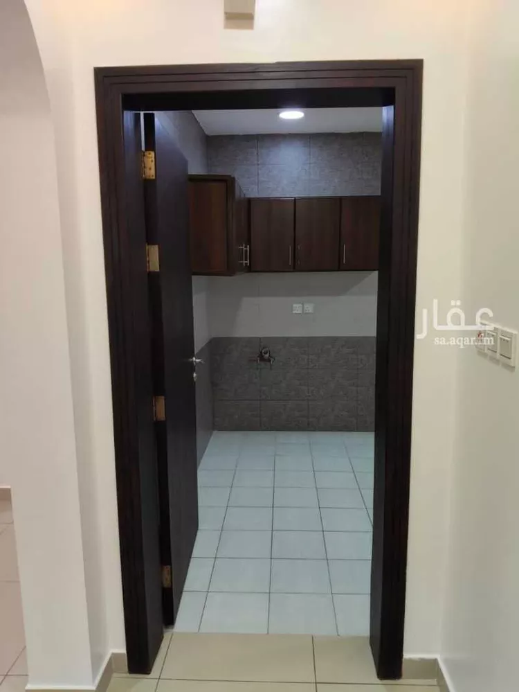 شقة للإيجار في شارع ابو اوس الاسلمي, حي العزيزية, مدينة الدمام, المنطقة الشرقية صورة 2