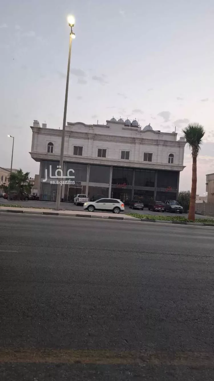 فيلا للإيجار في شارع عبد العزيز القاضي, حي الواحة, مدينة الدمام, المنطقة الشرقية صورة 2