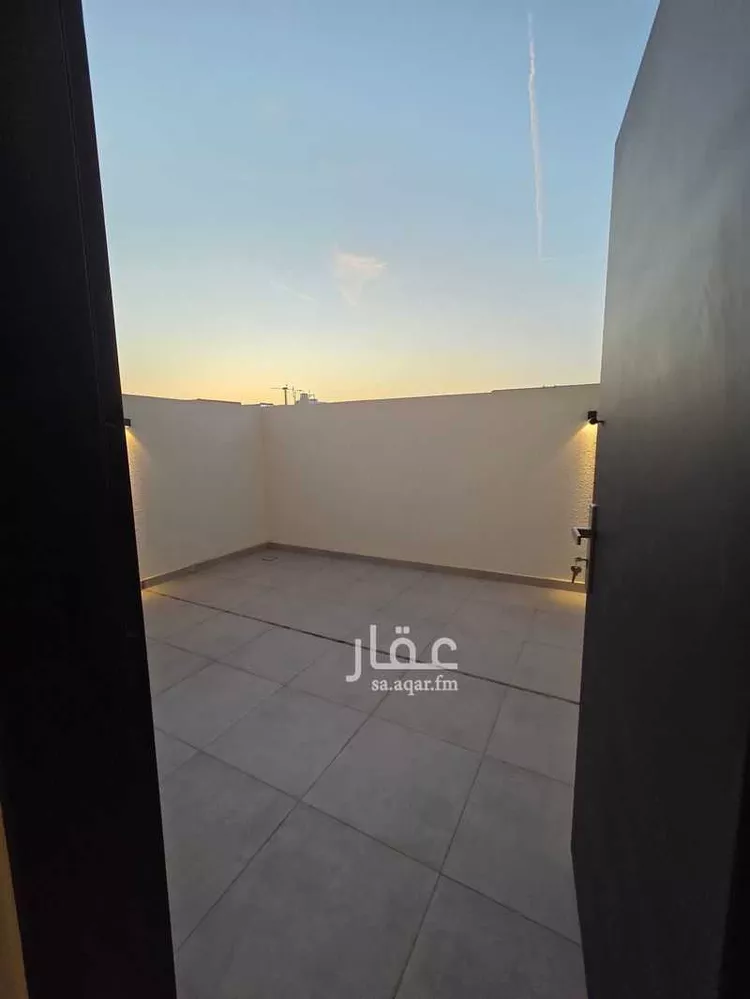 دور للبيع في شارع نصر الجهضمي, حي الروابي, مدينة الرياض, منطقة الرياض 11