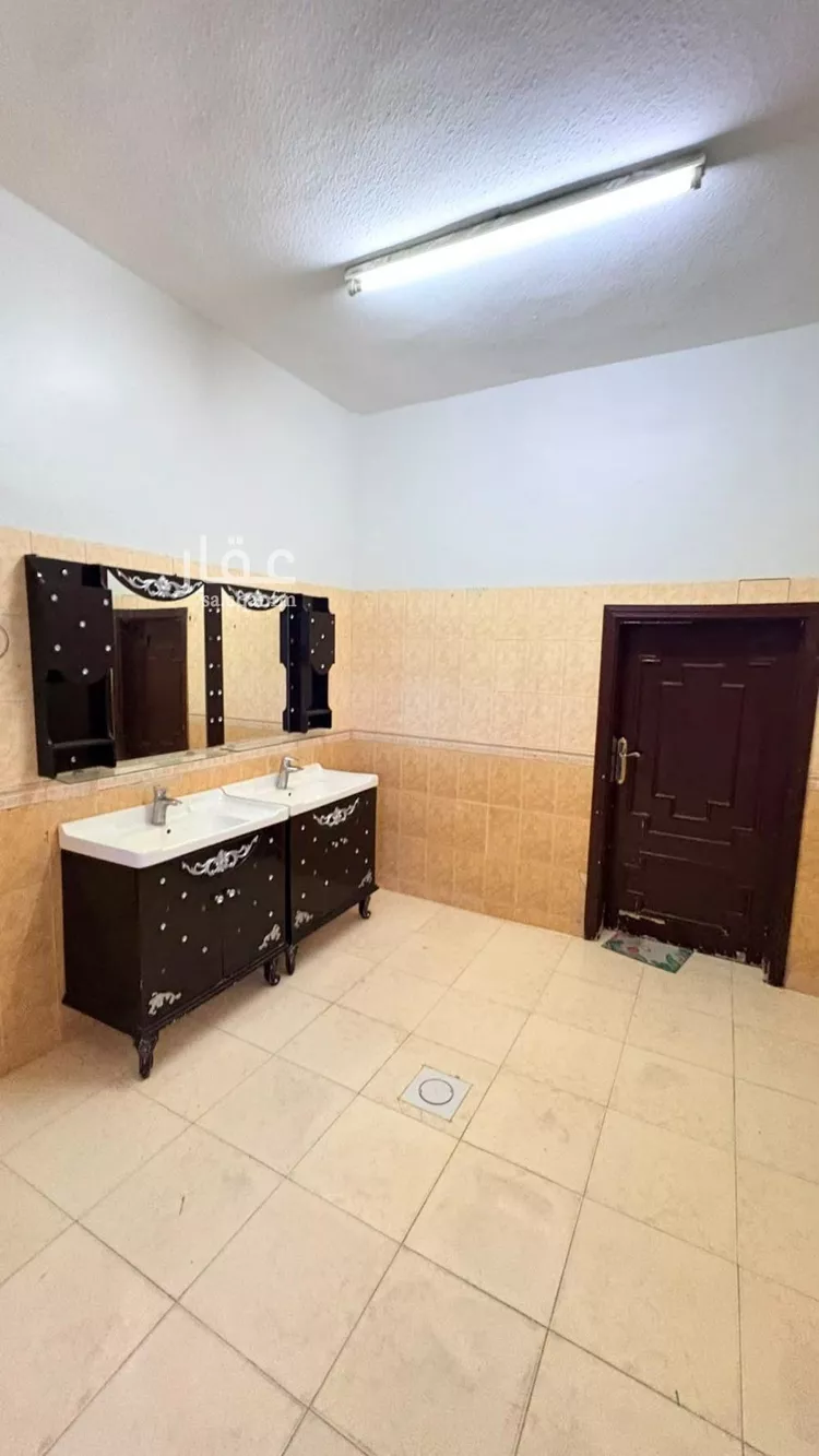 Floor for Rent in Riyadh Al Khaleej صورة 3